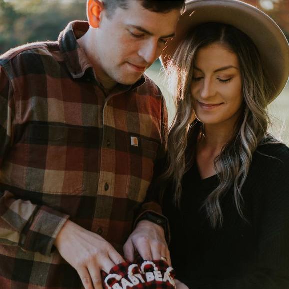 Profile Picture of Vicky Bogun (@vbogun) on Poshmark