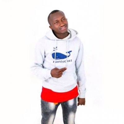 Profile Picture of Mafuta Ya Warmbo (@WarmboYa) on Twitter