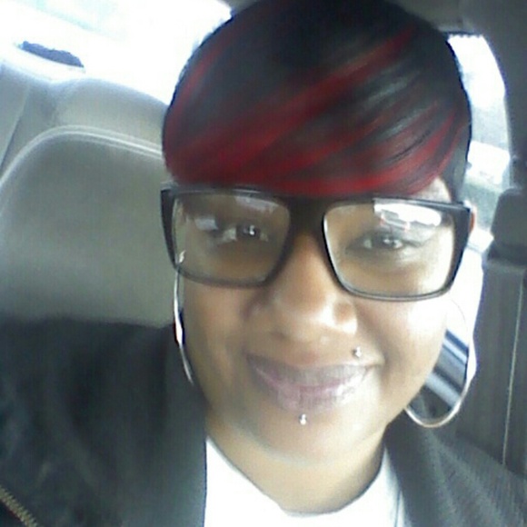 Profile Picture of Yolanda Campbell (@yayo_boss1) on Poshmark