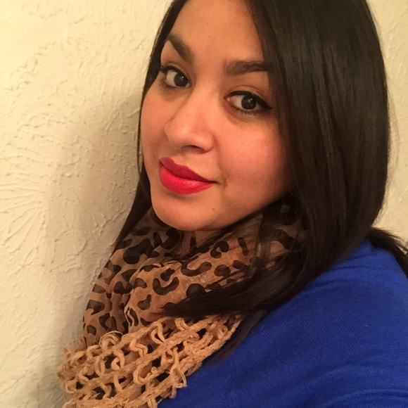 Profile Picture of Adilene Sanchez (@scriado123) on Poshmark