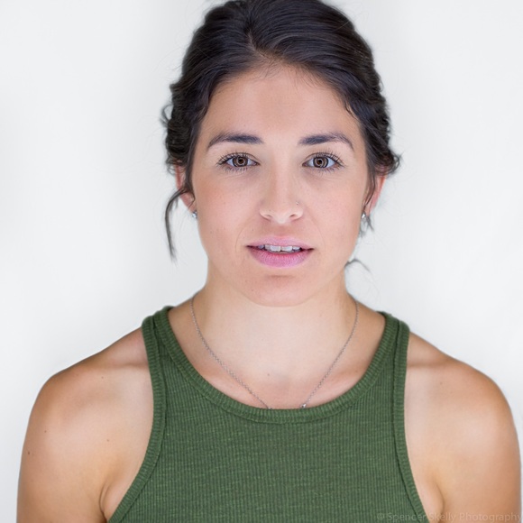 Profile Picture of Juliana Ferretti (@jvalentine44) on Poshmark