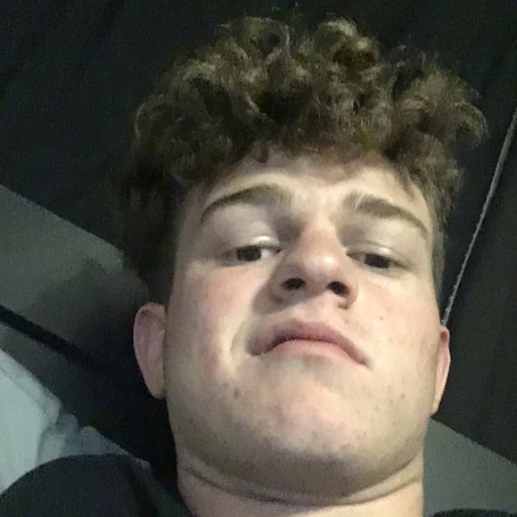 Brayden Nicholson - Poshmark Profile Picture of Brayden Nicholson (@brayden0709) on Poshmark