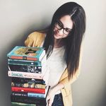 Profile Picture of Cory Marie (@corymareads) on Instagram