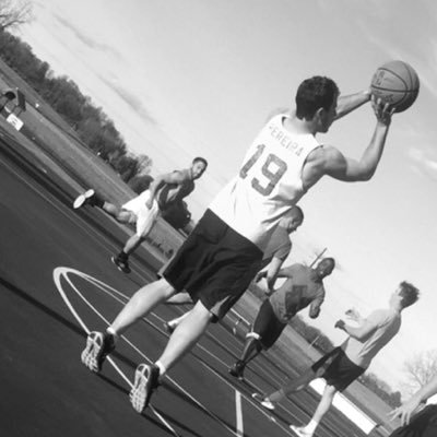 Profile Picture of Alex Pereira (@pereira_alex17) on Twitter