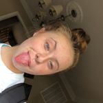 Profile Picture of s y d n e y (@sydney_coderre) on Instagram
