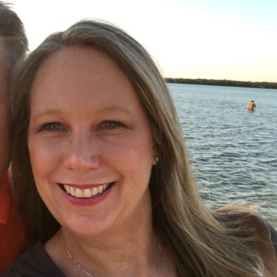 Profile Picture of Lori Ritchie (@HCART947) on Twitter