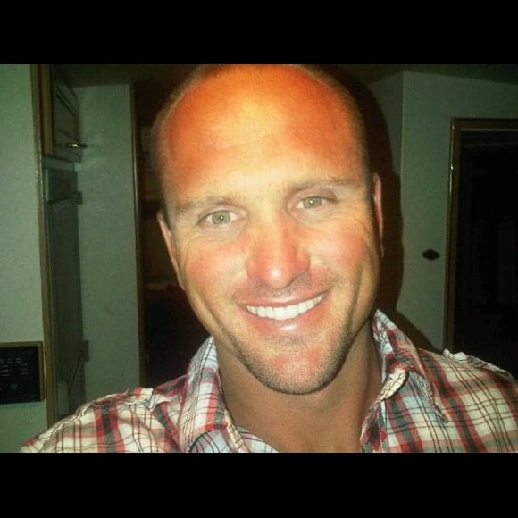 Profile Picture of James Schulze (@jdschulze1) on Poshmark