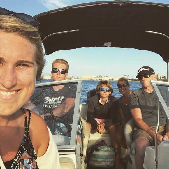 Profile Picture of Debbie Mcmahon (@mcmahondeb) on Poshmark