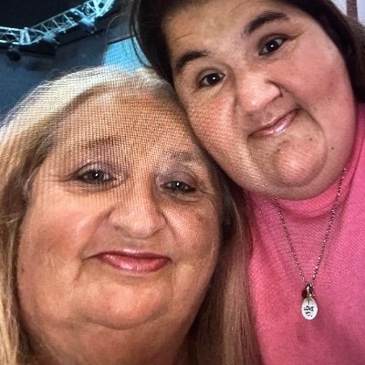 Profile Picture of Denise Schneider (@DeniseS08927144) on Twitter