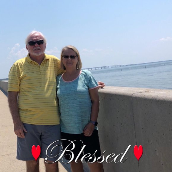 Profile Picture of Christine Surratt (@gcsurratt) on Poshmark