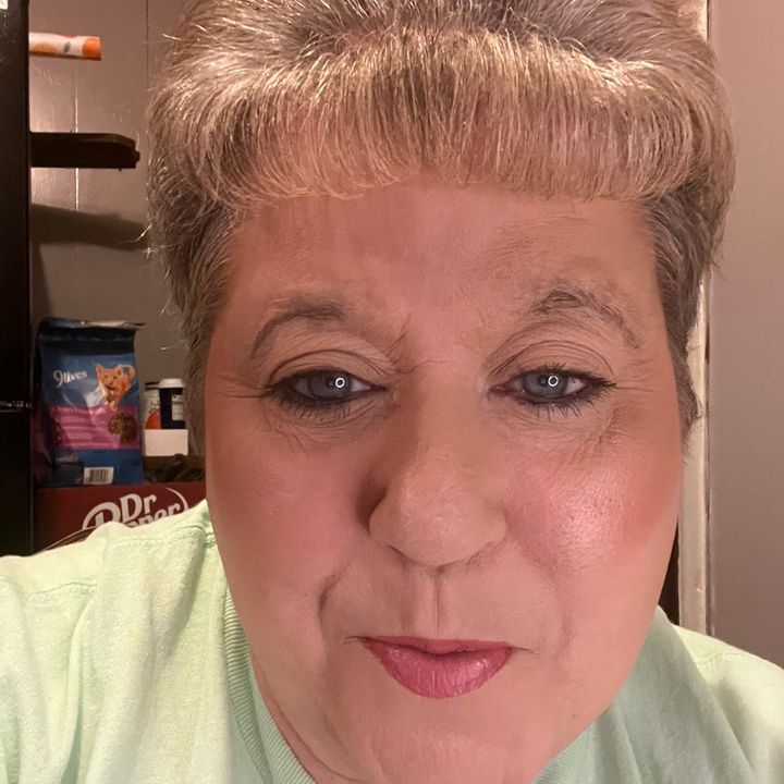 Profile Picture of Sherri (@crazybitchupthestreet) on Tiktok