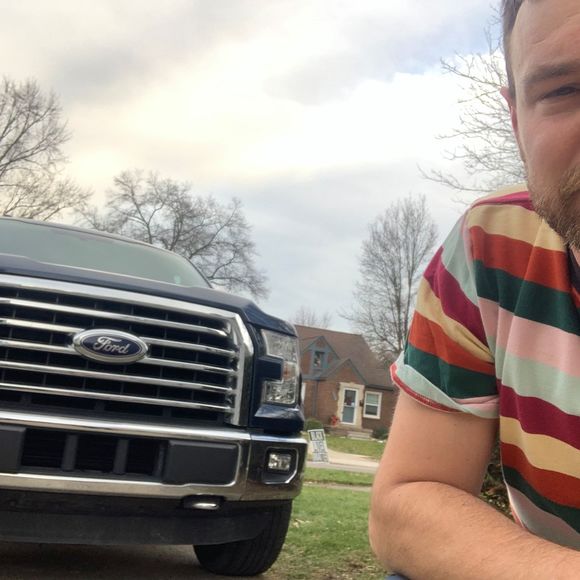 Profile Picture of Loren Wolfe (@loren_wolfe) on Poshmark