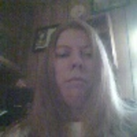 Profile Picture of Cindy Brower (@cynthiarose47) on Poshmark