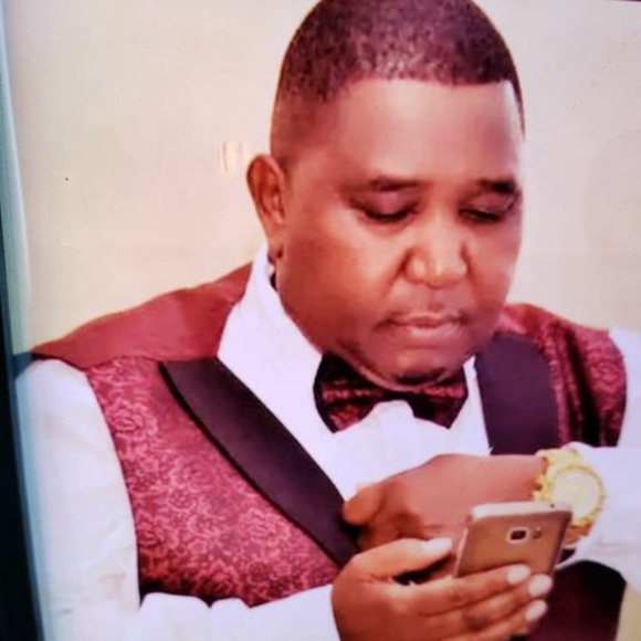 Profile Picture of Peter Bridges (@peterkamau30) on Poshmark