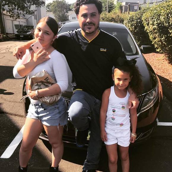 Profile Picture of Raymond Cooney (@raymondcooney) on Poshmark