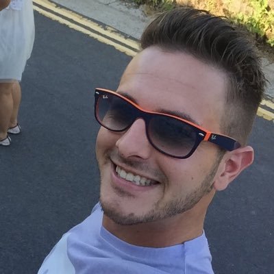 Profile Picture of Sean Wenham (@SDWCarpentry) on Twitter