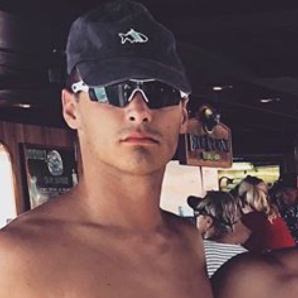 Profile Picture of Nathan Perry (@nathan9834) on Poshmark