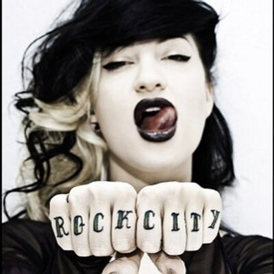 Profile Picture of Porcelain Black NYC (@PorcelainBNYC) on Twitter