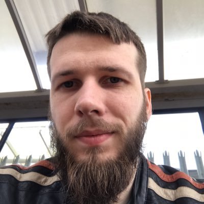 Profile Picture of Aaron Holdsworth (@aaron_holdsw) on Twitter