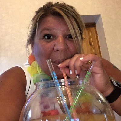 Profile Picture of Deborah Bramley (@Debz_zone) on Twitter