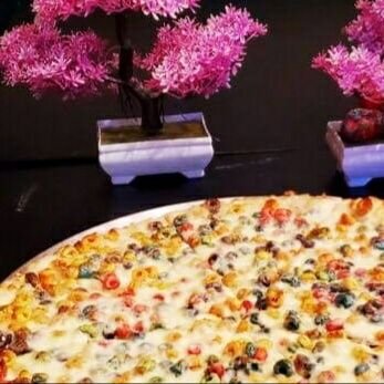 Profile Picture of Fong's On Forest DSM (@Fongs_on_Forest) on Twitter