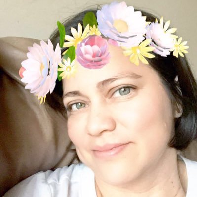 Profile Picture of Arely Vides (@Arely77777) on Twitter