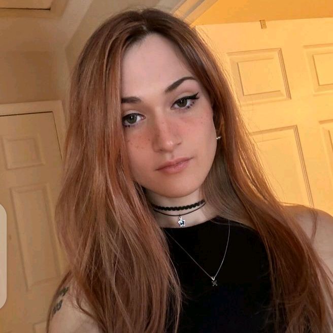 Profile Picture of michellexalter (@michellexalter4) on Tiktok