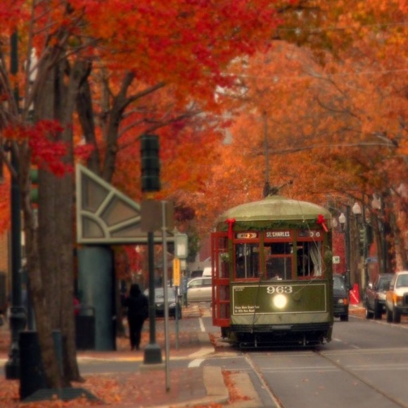 Profile Picture of Joe Bartron (@jnortrab) on Poshmark