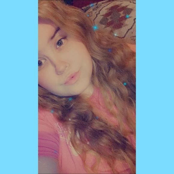 Profile Picture of Alisha Mcdaniel (@alishamcdaniel) on Poshmark
