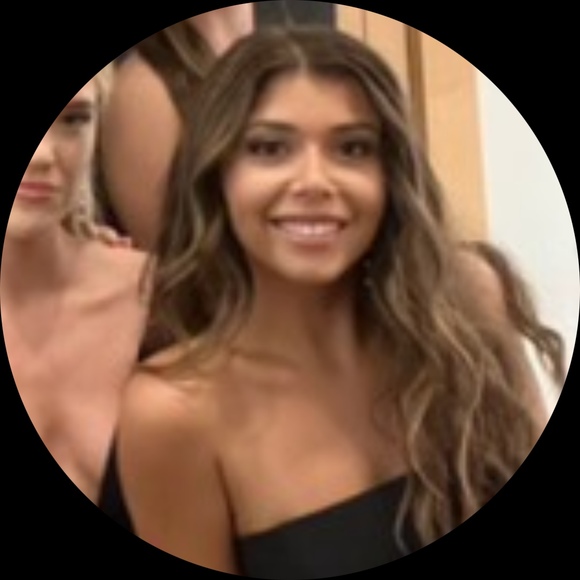 Profile Picture of Maria Kyriakos (@mkyriakos) on Poshmark