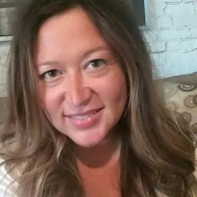 Profile Picture of Amy Demski (@AmyDemski) on Twitter