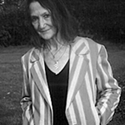 Profile Picture of Julia Baird (@imaginethis4) on Twitter