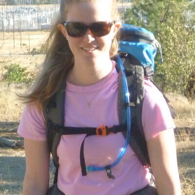 Profile Picture of Suzanne Holbrook (@FreshGingerSnap) on Twitter