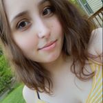 Profile Picture of Jenae 🌿 (@jenaeelayne) on Instagram