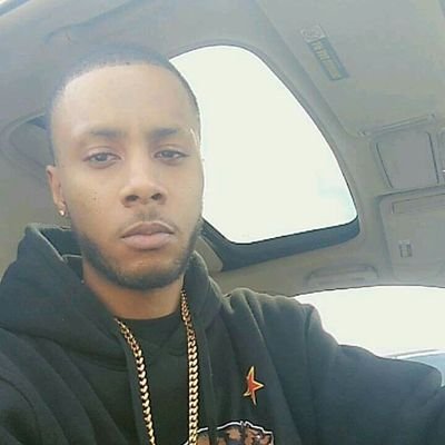 Profile Picture of John Doe (@YunG_MeLo323) on Twitter