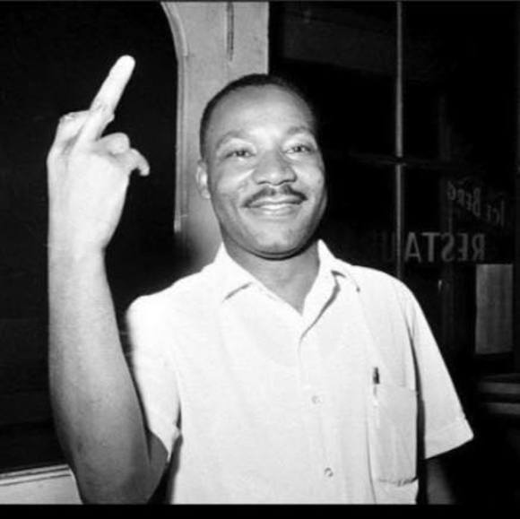 Profile Picture of Jimmy Alexander (@jimmyalexand992) on Poshmark