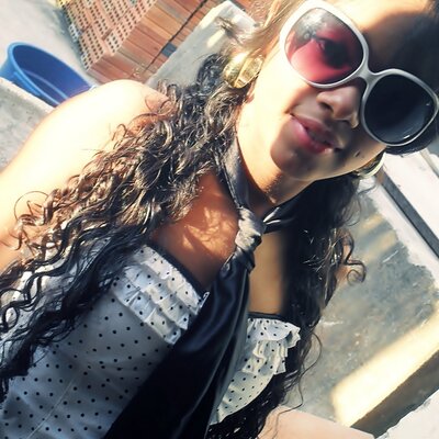 Profile Picture of Lívia Maria Avelar (@LiviaAvellar) on Twitter