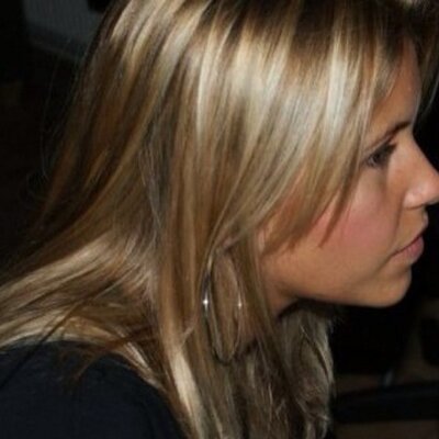 Profile Picture of Tina Vanwinckel (@TinaVanwinckel) on Twitter