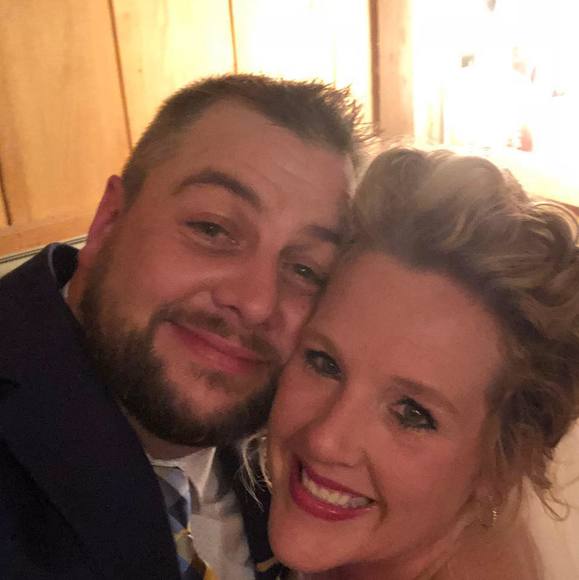 Profile Picture of Brian Barger (@brianbarger592) on Poshmark