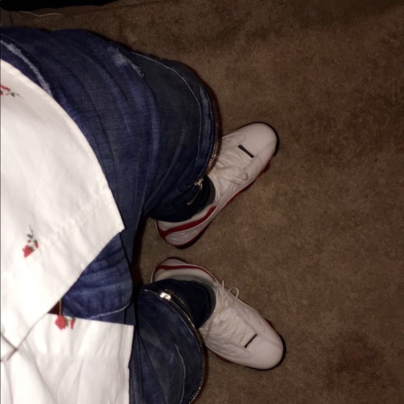 Profile Picture of Deandre Thomas (@ddrethomas) on Poshmark