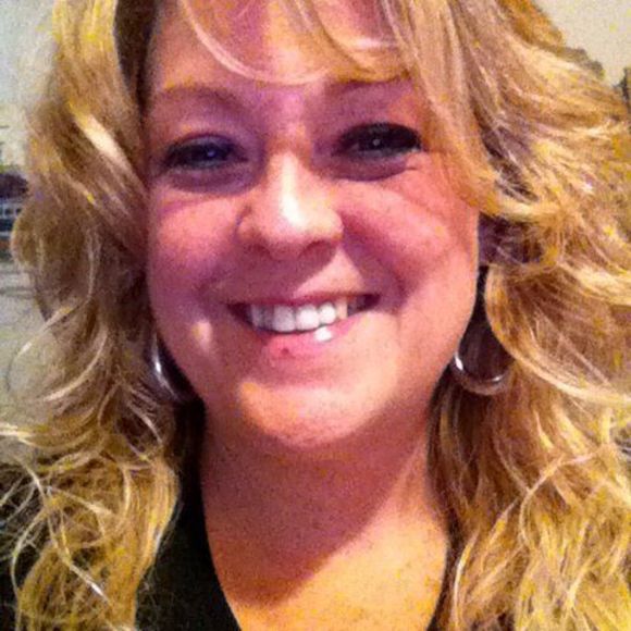 Profile Picture of Jane Baetz (@janebaetz) on Poshmark