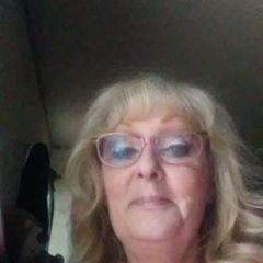 Profile Picture of Dianne Deal (@DianneDeal6) on Twitter