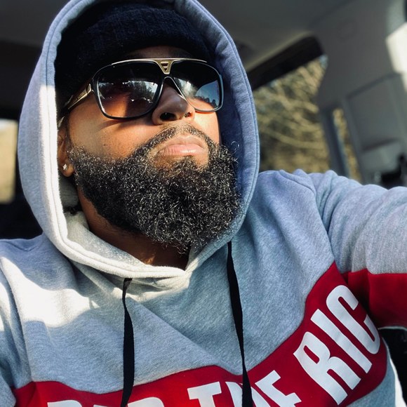 Profile Picture of Corey Gamble (@cgdatsme) on Poshmark