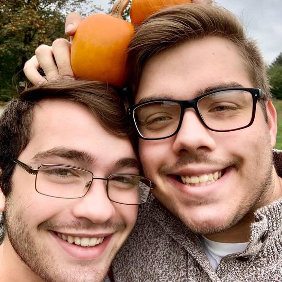 Profile Picture of Joshua Pennington (@pennington9801) on Poshmark