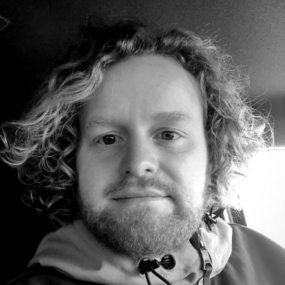 Profile Picture of Ben Duthie (@bduth1) on Poshmark