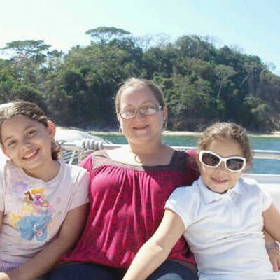 Profile Picture of Aracely Quintero C. (@LaFulaQuintero) on Twitter