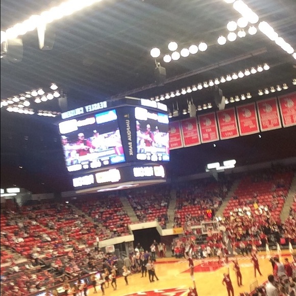 Profile Picture of Jose Torales (@jose_torales) on Poshmark