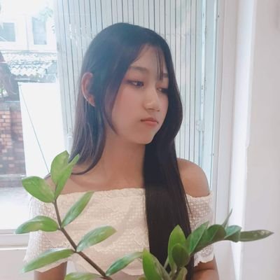 Profile Picture of Su Pyae Khaing (@SuPyaeKhaing1) on Twitter