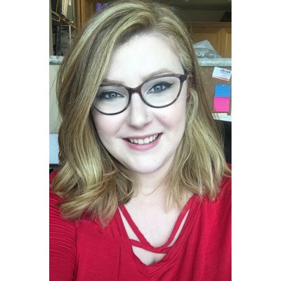 Profile Picture of Emily Dopp (@smileitsemily) on Twitter