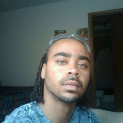 Profile Picture of Chaz Brisco (@cheeze02) on Twitter